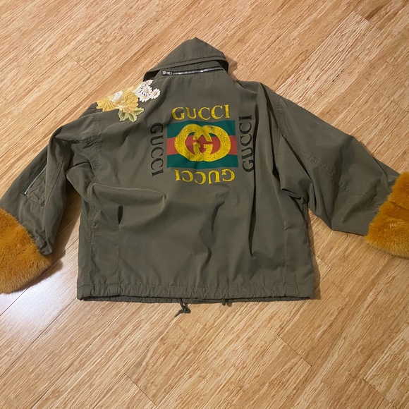 Rare Gucci Women's Green Embellished Cropped Hooded Jacket Sz 38 S/M